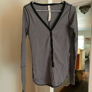 Brand New LuLu striped lounge top